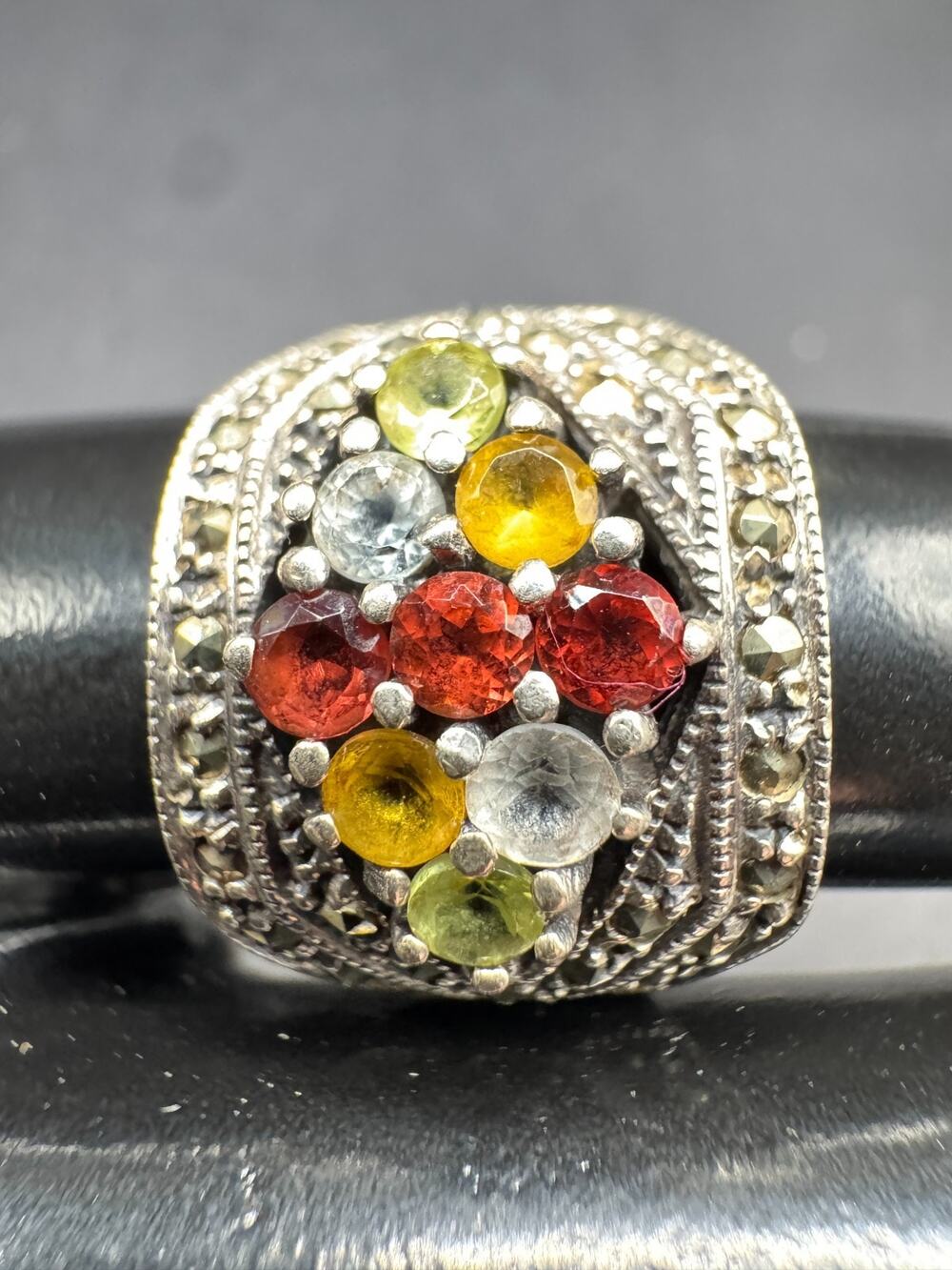 VTG 925 Sterling Silver Assorted Gemstones & Marcasite Band Ring Sz 7.75